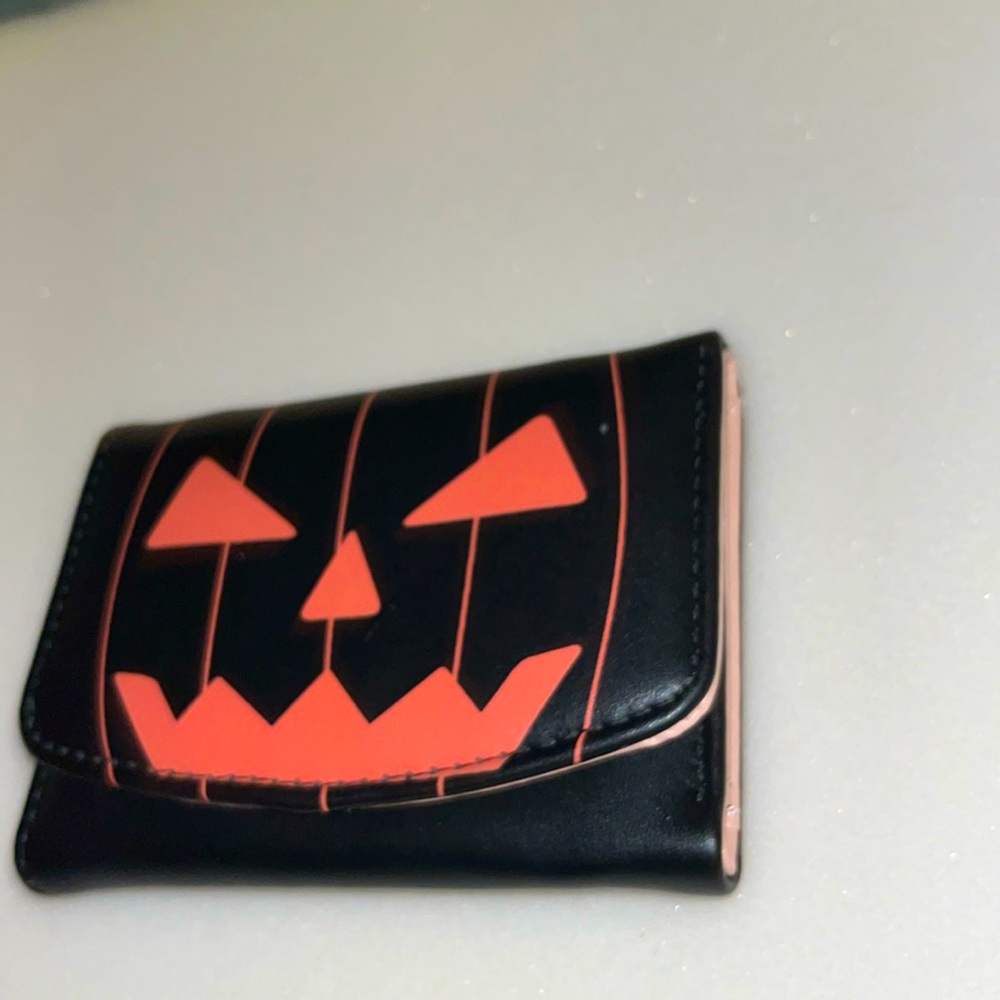 Halloween wallet, Pumpkin, spooky, gift, black, trifold. New.